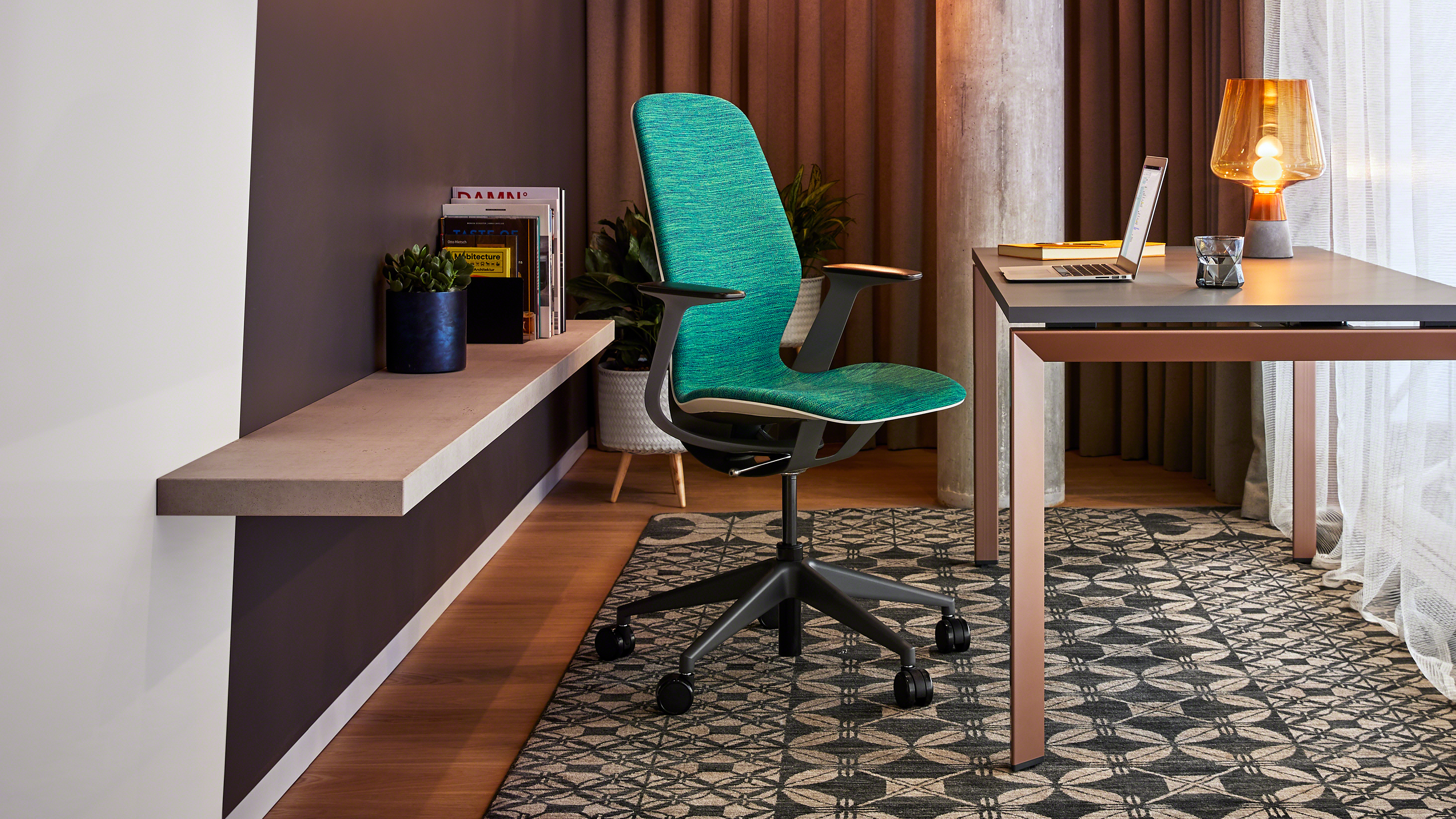 Silq by Steelcase