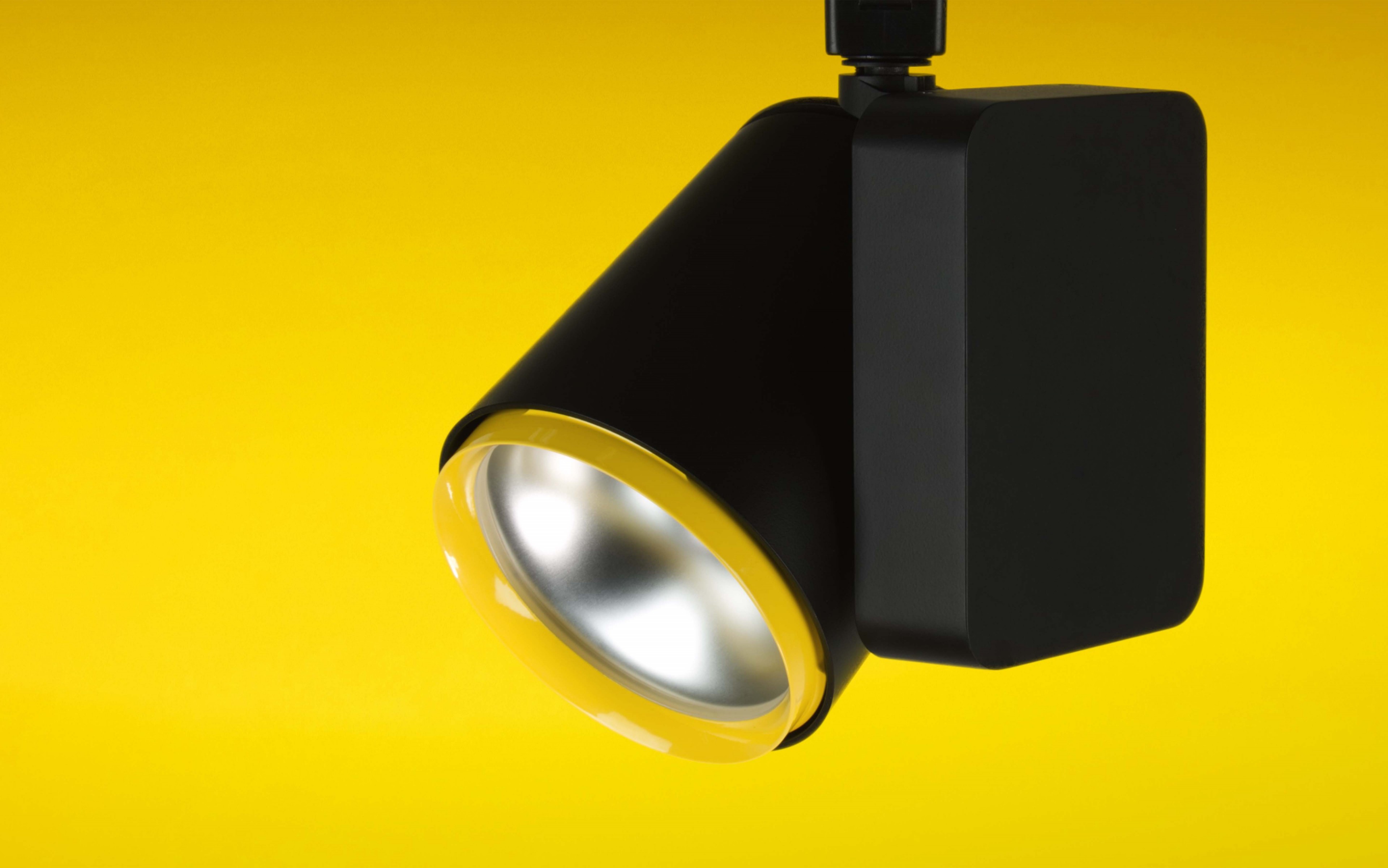 New Projector Lights from Lumenpulse