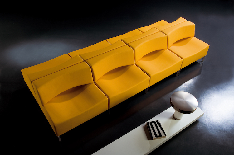 La Lounge Chair by Kron