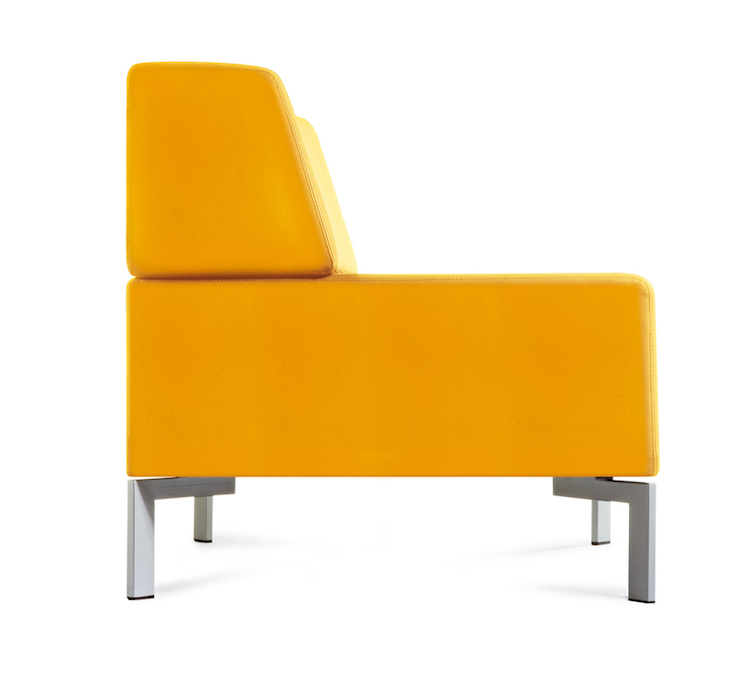 La Lounge Chair by Kron