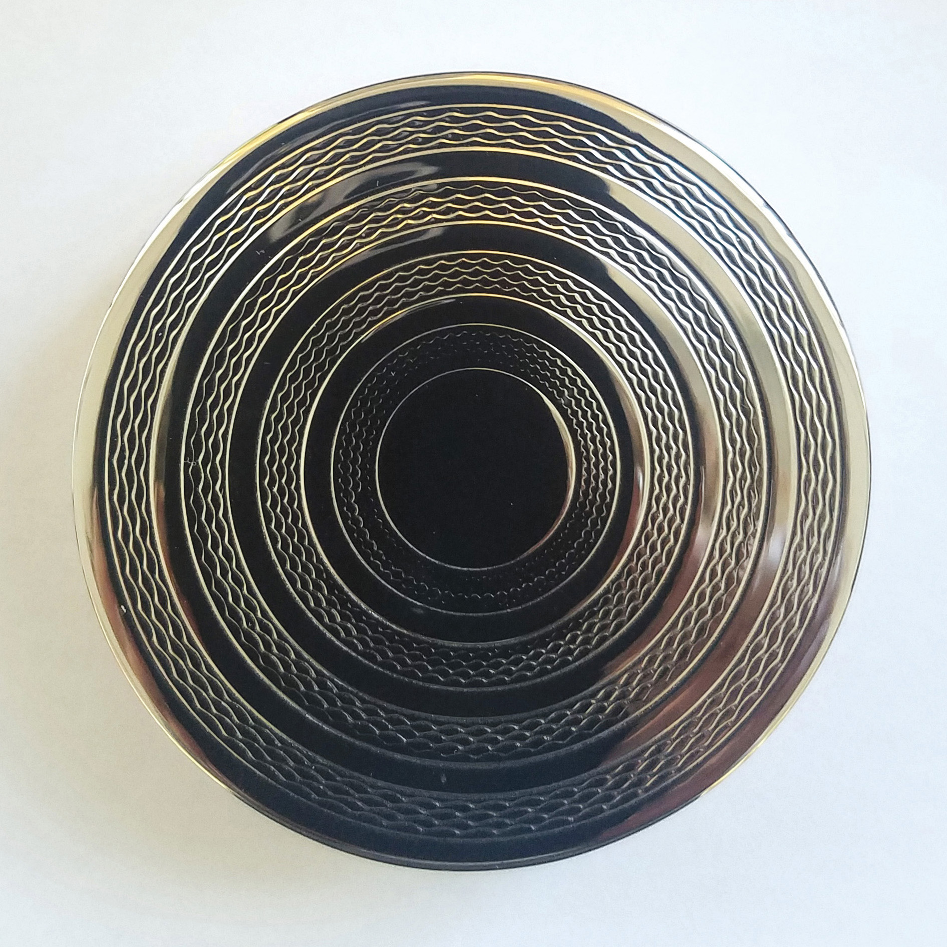 At ICFF 2018: New Finishes for Watermark's Elements Collection