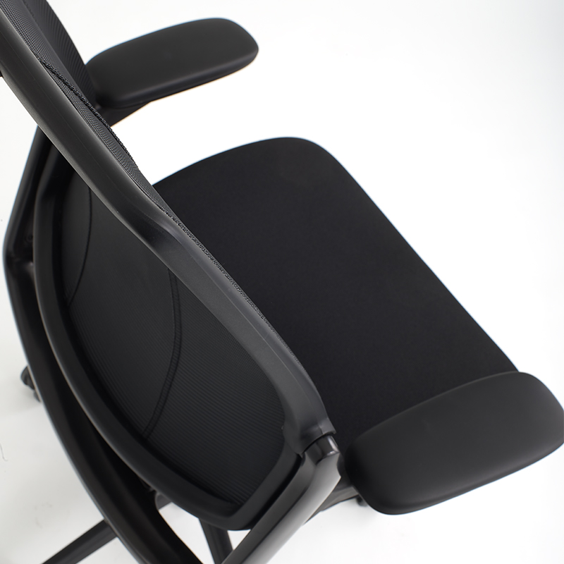 Humanscale and Bureo Present the Smart Ocean Task Chair