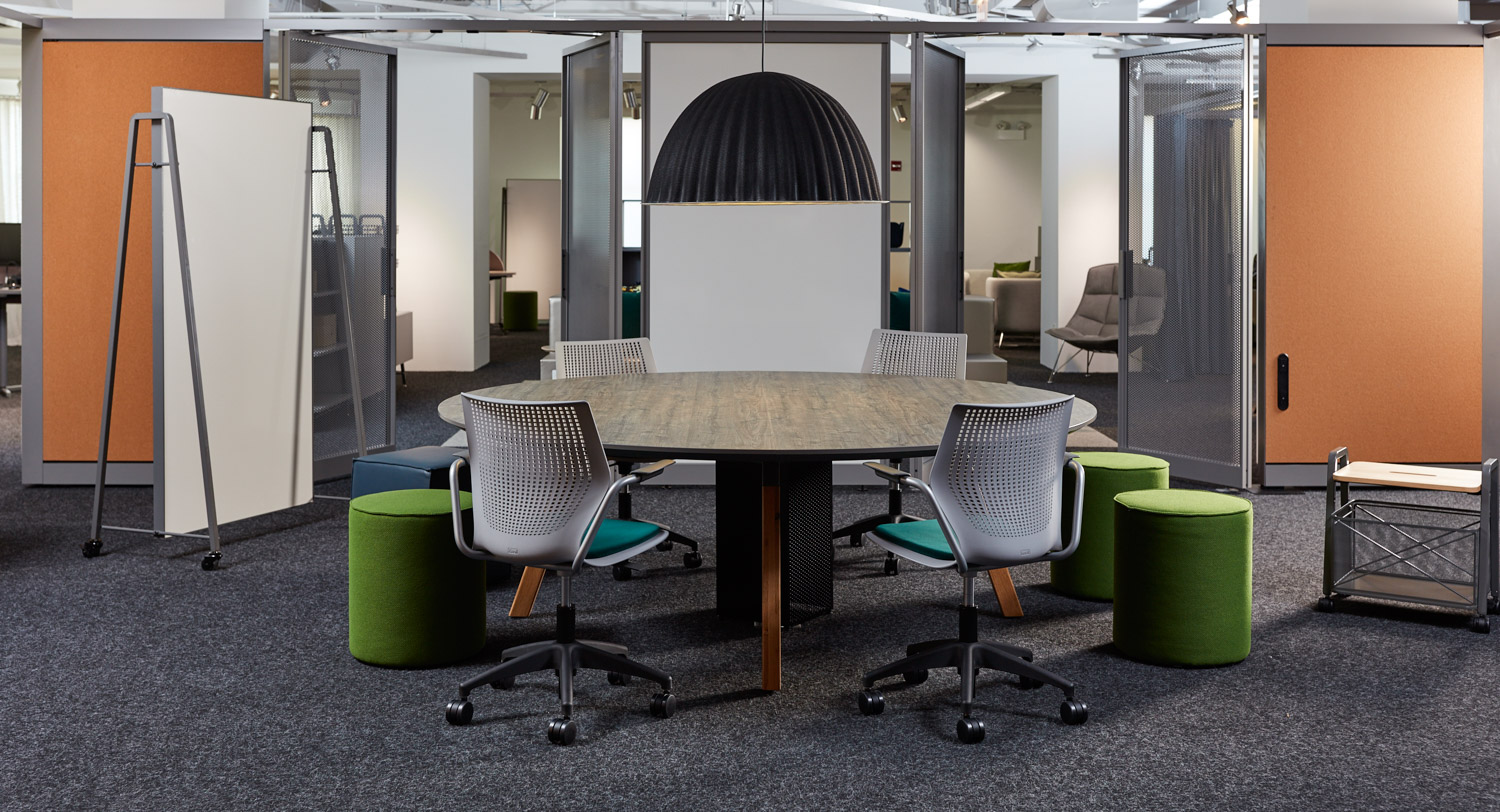At NeoCon 2018: Sawhorse Workbench by Knoll Wins Gold