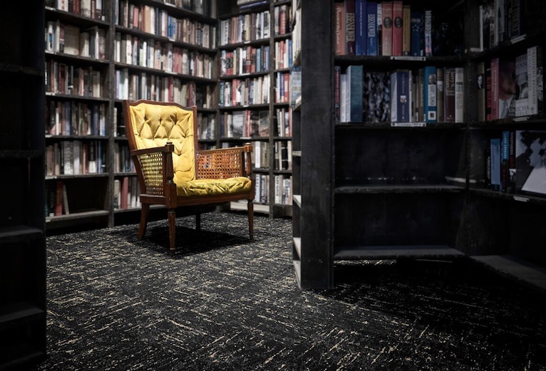 At NeoCon 2018: The Drawing Room by Bentley Wins NeoCon Silver