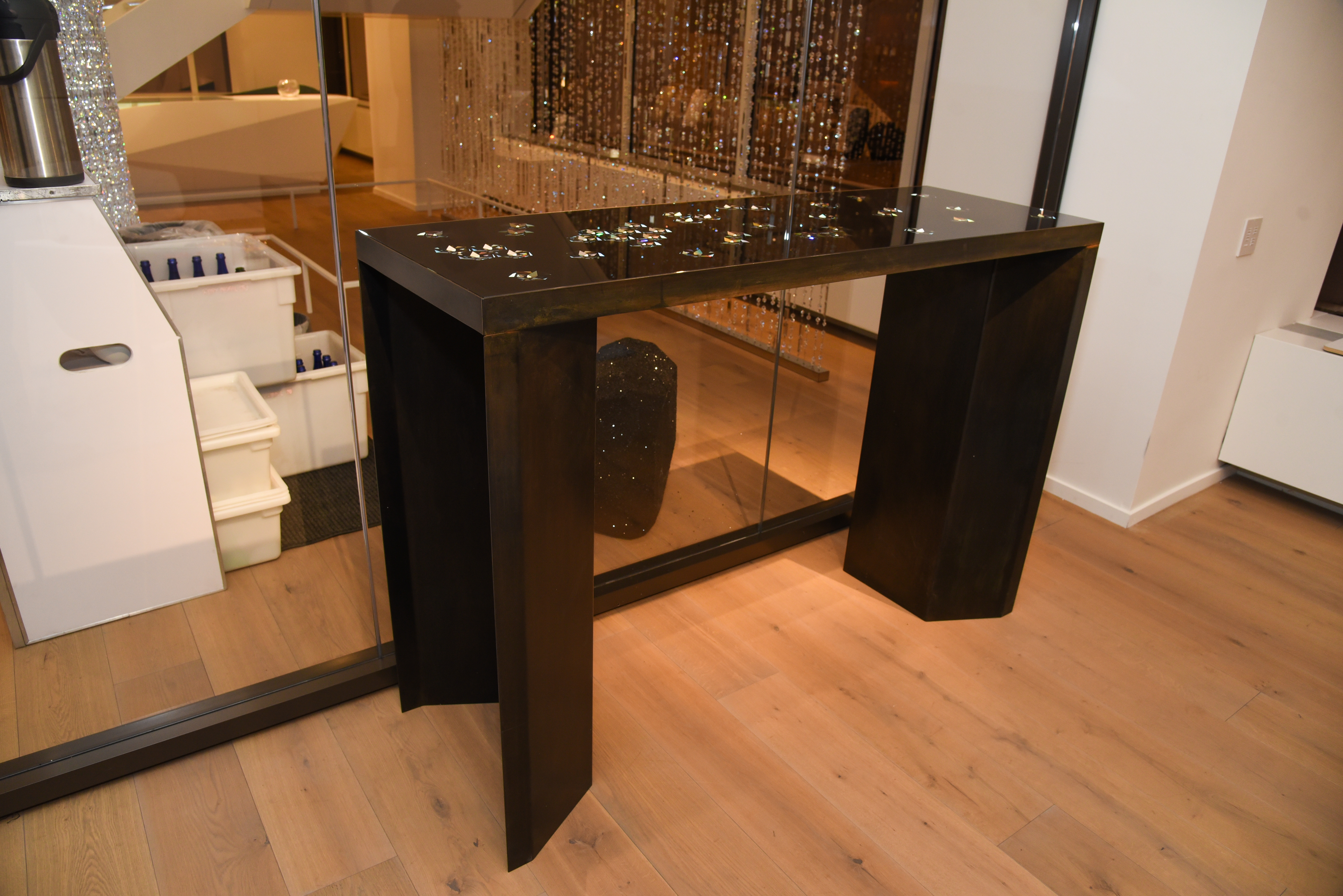 Hexa Table from Orion HD