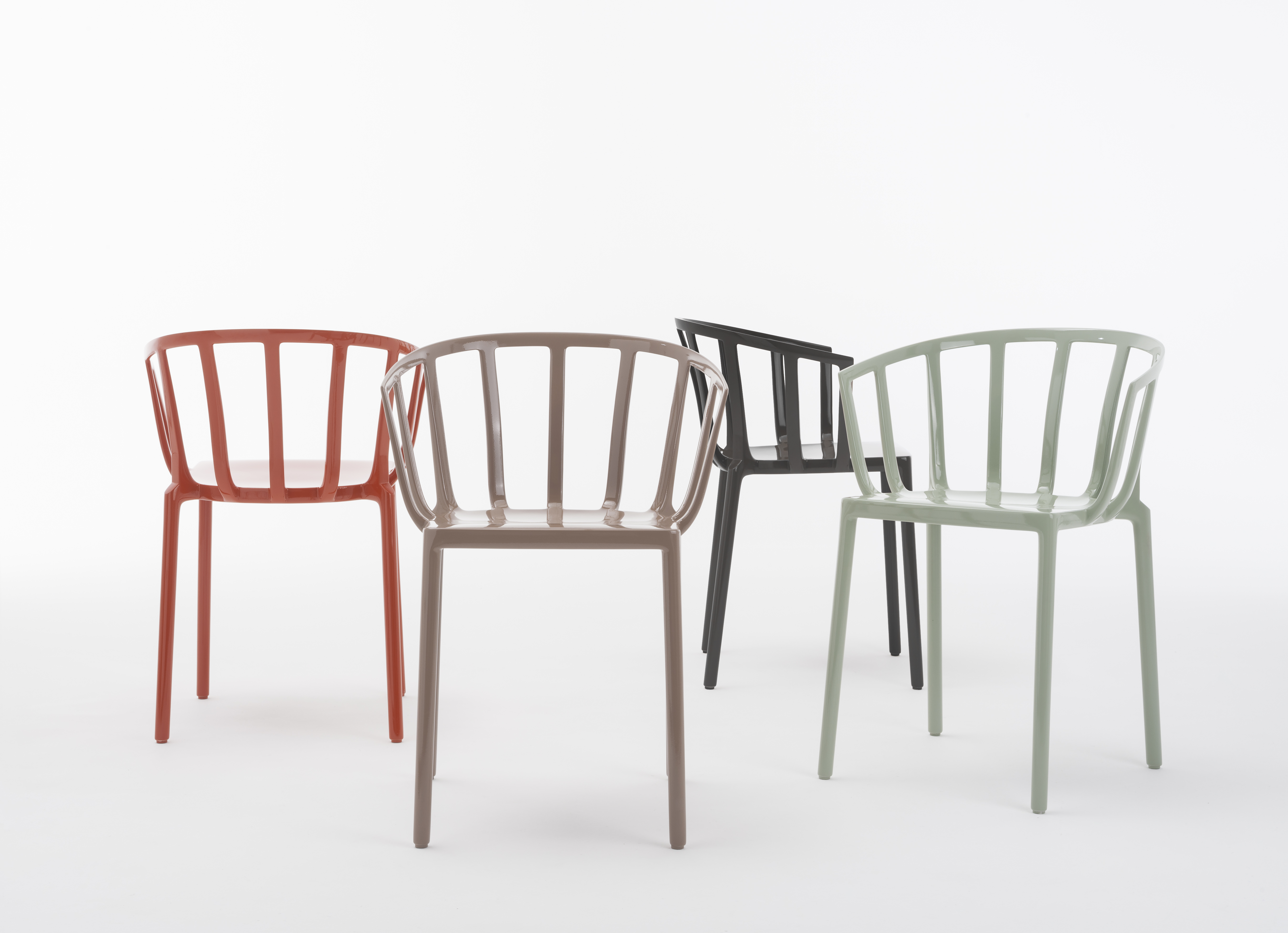 Kartell Invites you to Wander