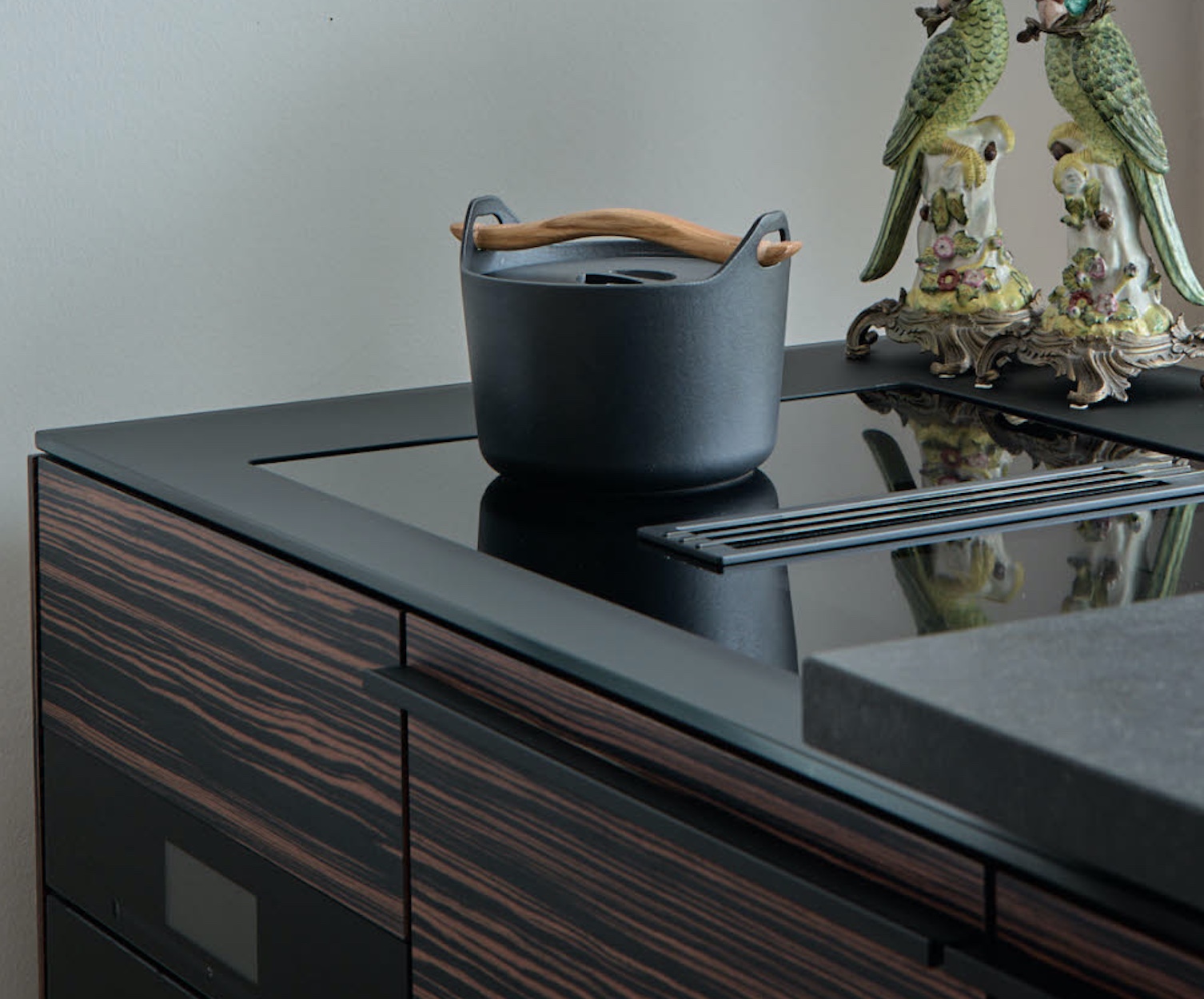 Poggenpohl's New +VENOVO Kitchen Concept