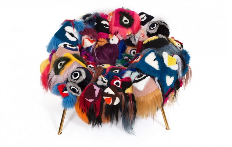 The Armchair of Thousand Eyes