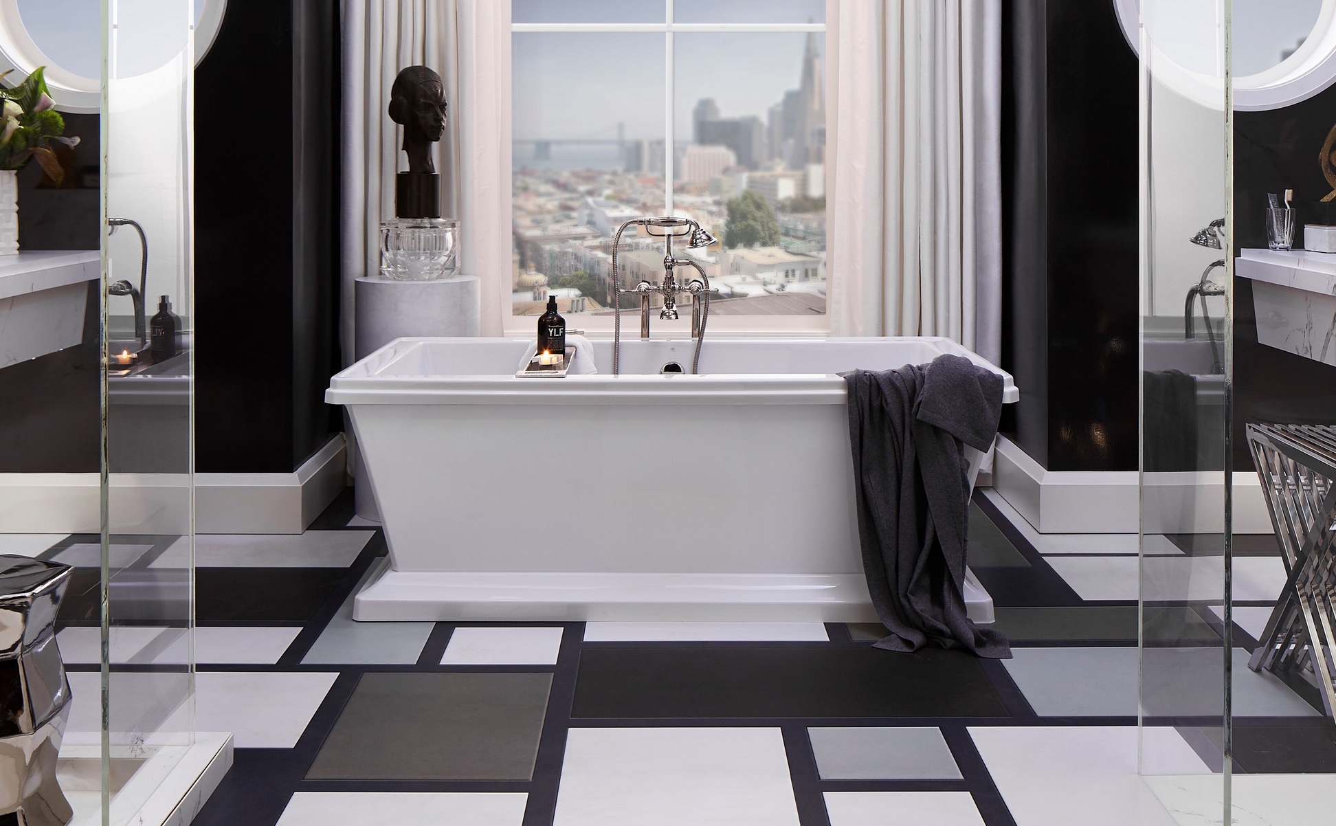 Alan Tanksley's Golden Era Bathroom