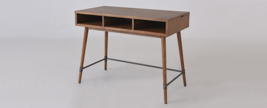 Yuma Desk by Sixpenny