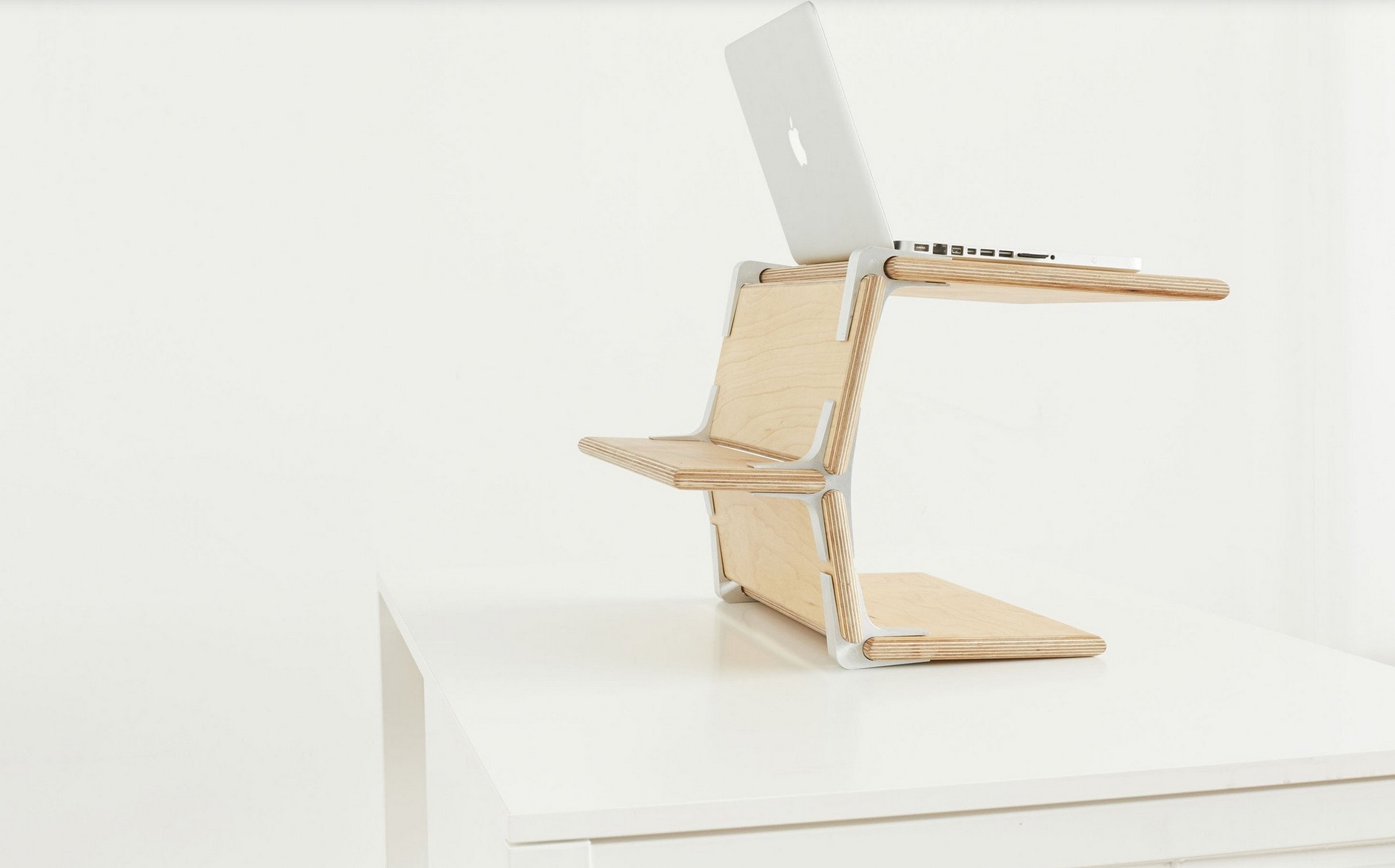 Modos Standing Desk with Mac laptop