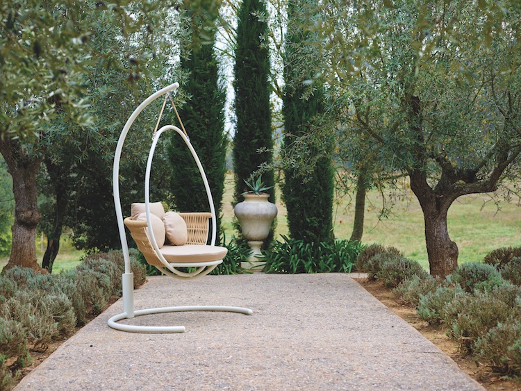 Rope Ties Together the Weave Collection by Point Rope Ties Together the Weave Collection by Point