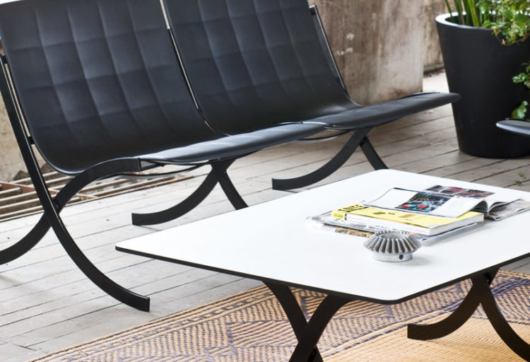 Barceloneta Outdoor Sofa black with coffee table