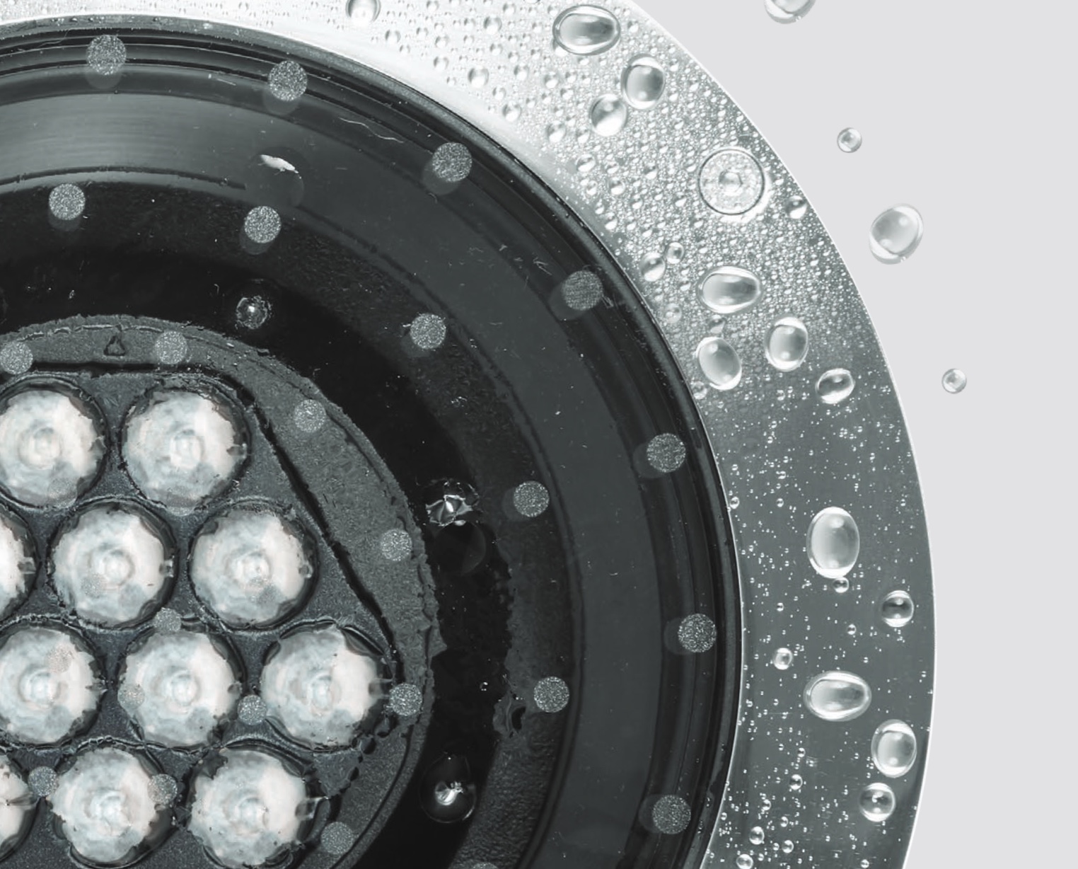 Lumenpulse Inground close-up on housing for harsh weather