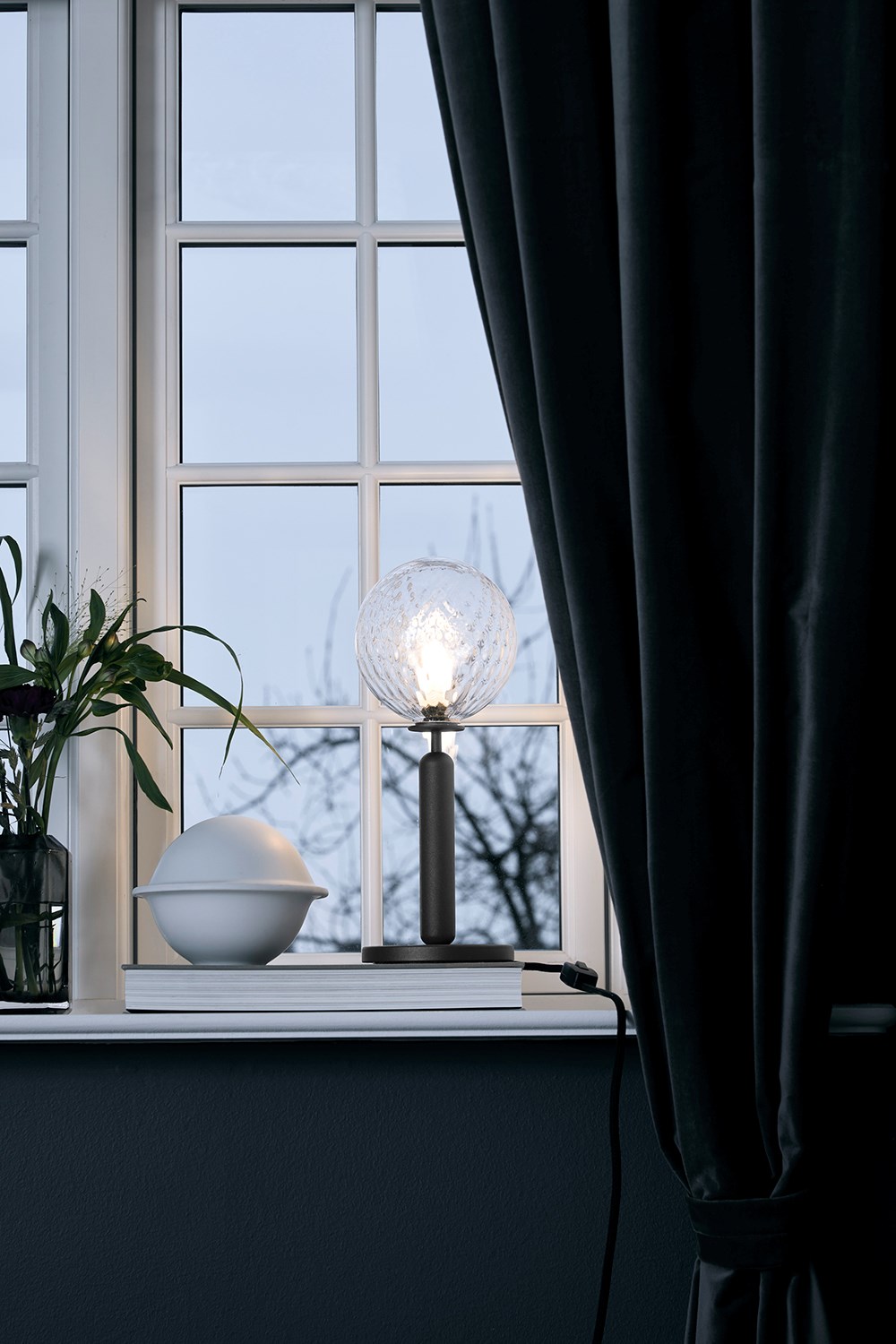 Nuua Miira light table lamp transparent
