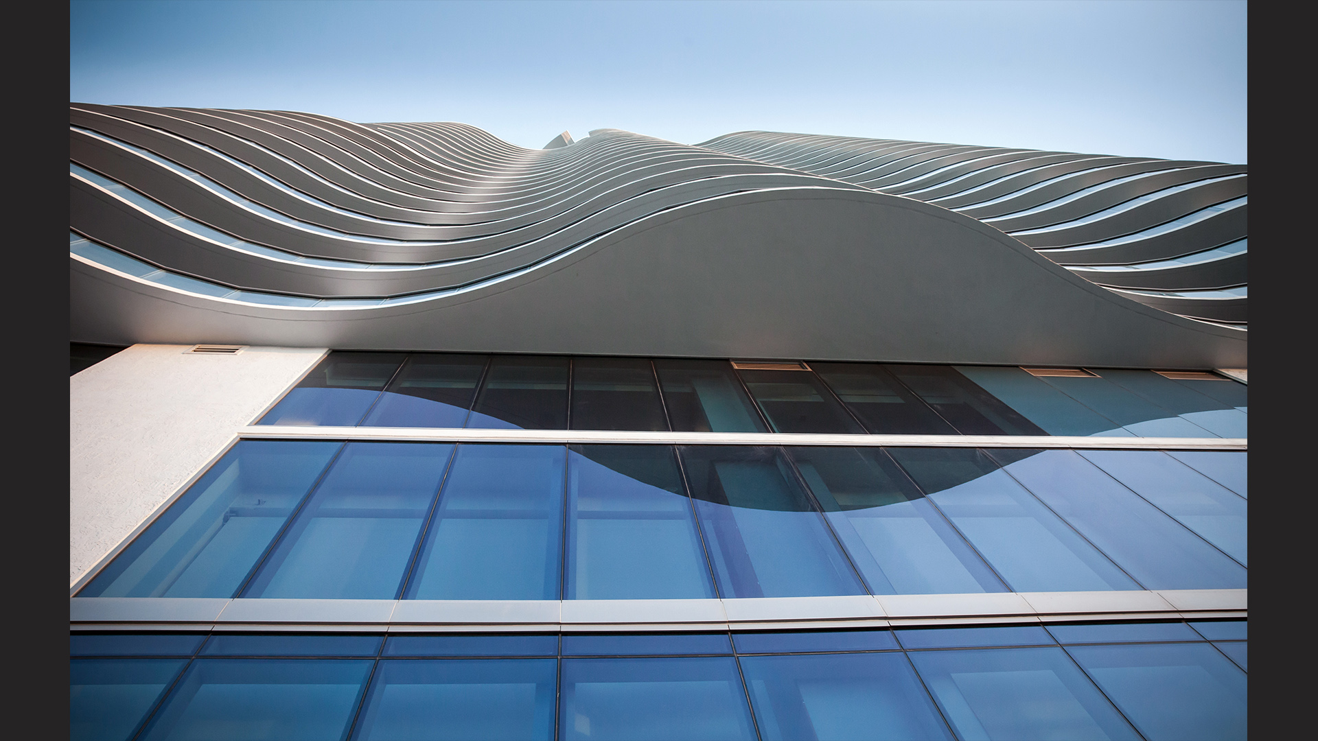 Kobi Karp Architecture Chateau Beach street view from beneath