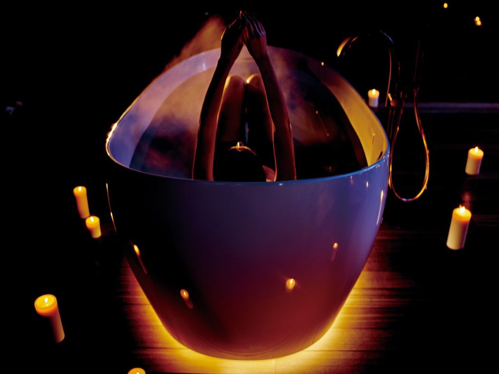 Stay Afloat with the Toto Zero Dimension Stay Afloat with the Toto Zero Dimension