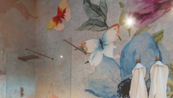 Instabilelab Wallpaper: Enliven Your Bathroom Environment