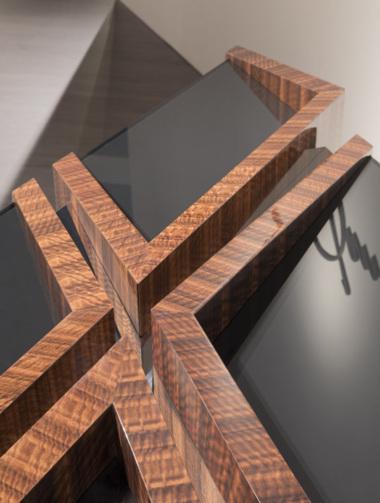 Edge Desk by Turri view from above showing different modules