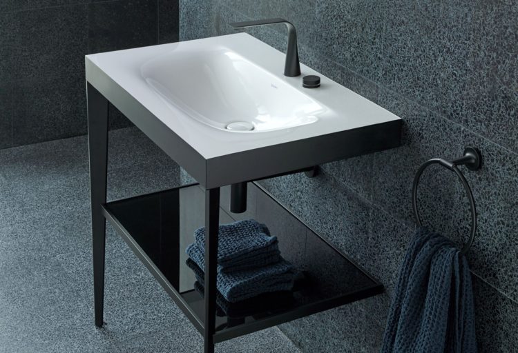 Duravit Matte Black collection XViu wasbasin in modern bathroom