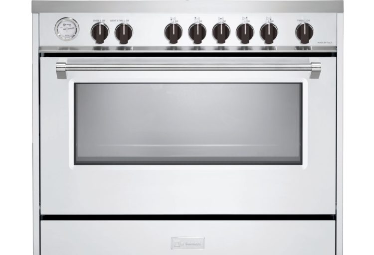 Verona's Designer Range Builder Tool stainless steel body, gas, black knobs