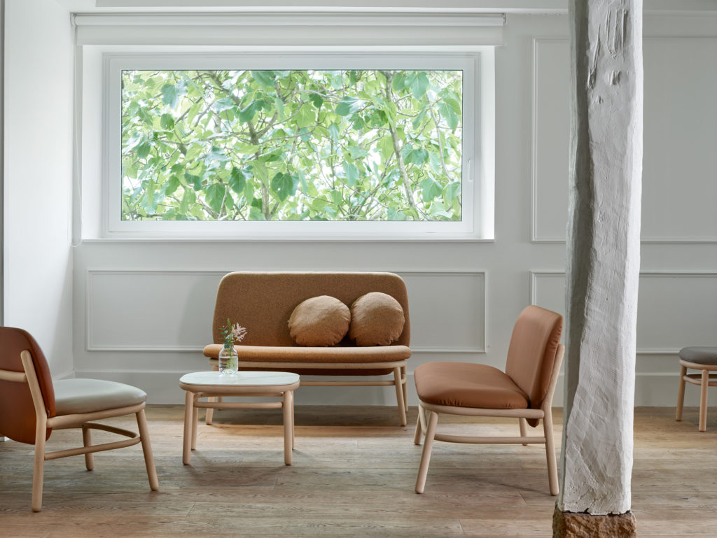 Hightower's Lana Seating sofa and chair's in pleasant room
