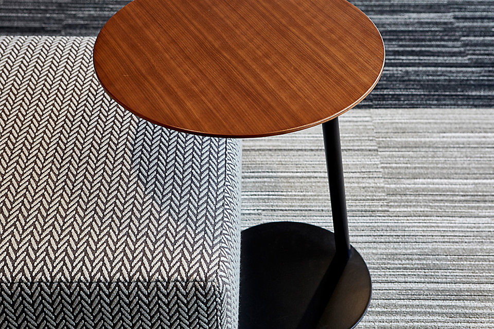 Gunlocke Briefing Collection laptop table walnut laminate close up