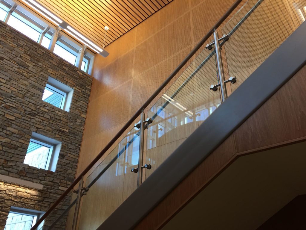 Akouo Acoustics parallel style in staircase