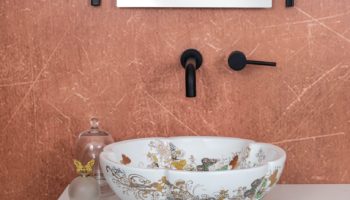 The Contemporary Elegance of the Zeina Washbasin
