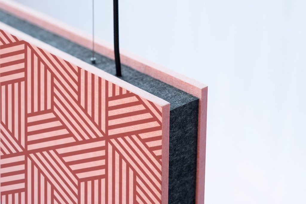 LUxxbox Motif Lines pink/red detail