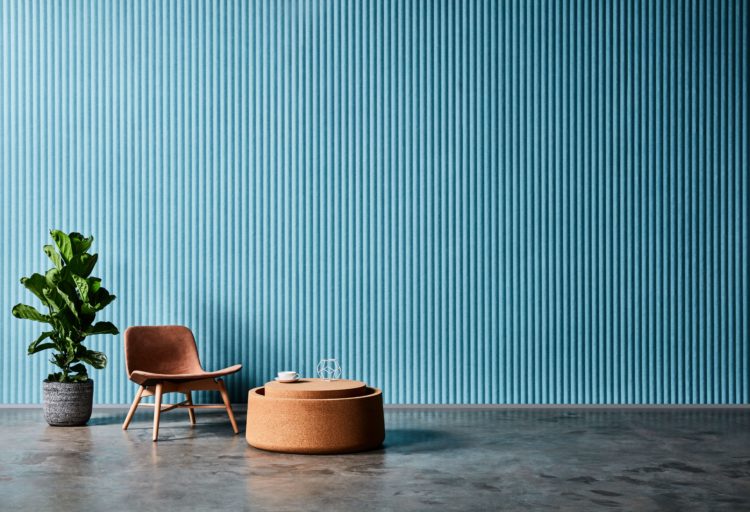 EchoPanel Line Zen table and chair blue