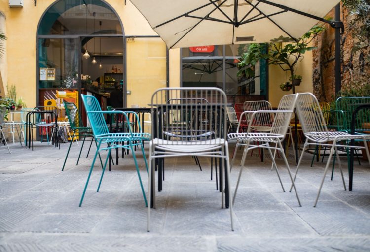 Shade Seating outdoor cafe