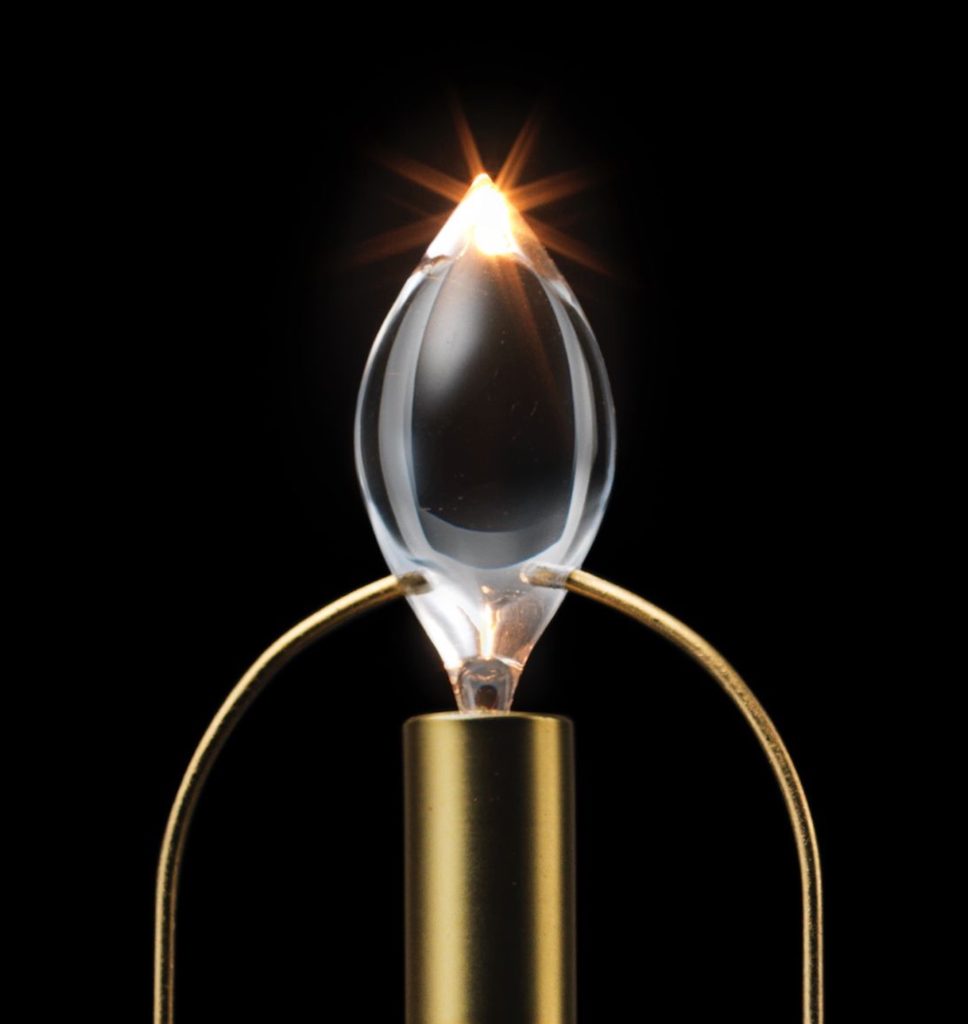 Ambientec Hymn lamp detail of lens tip