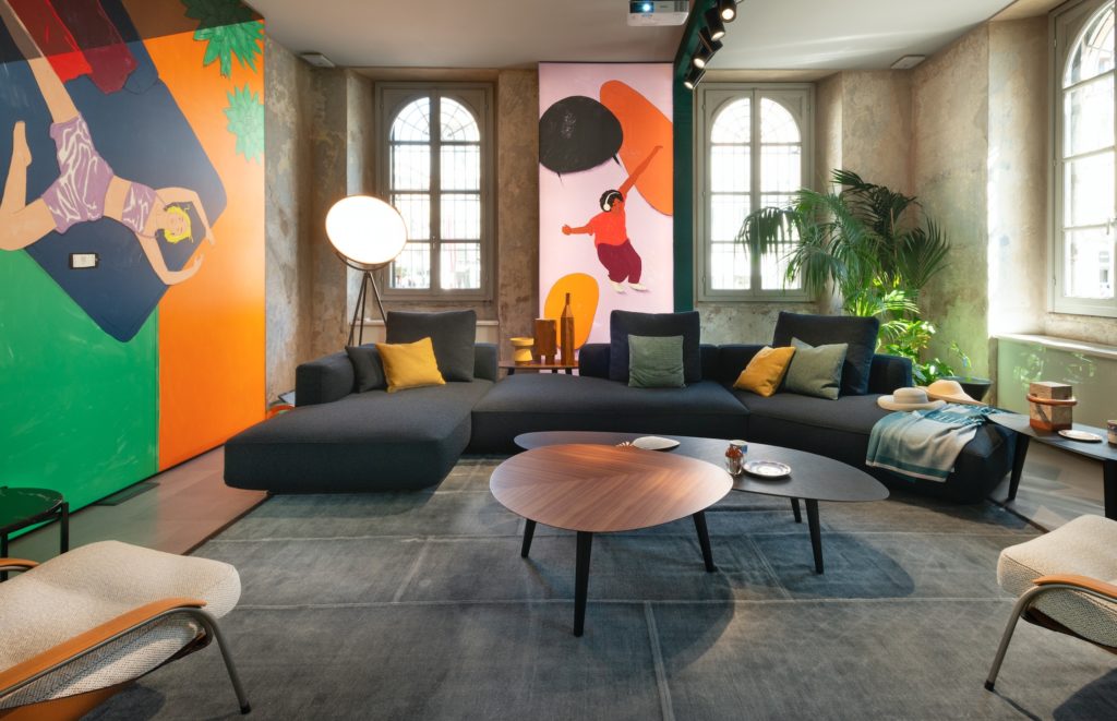 Intimacy Collection Tweed table, Maggiolino Chair, Pianoalto Sofa