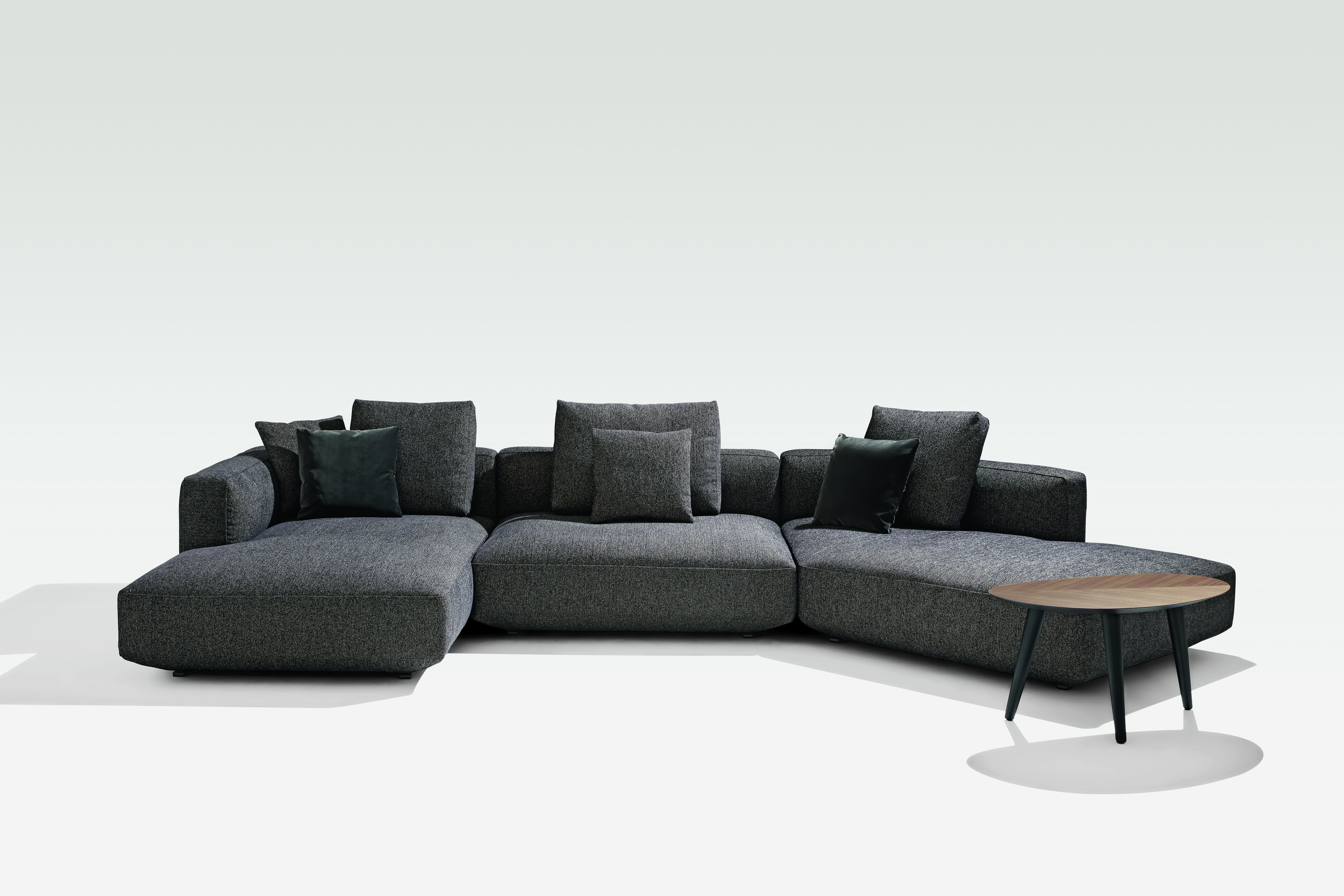Intimacy Collection Pianoalto Sofa in gray