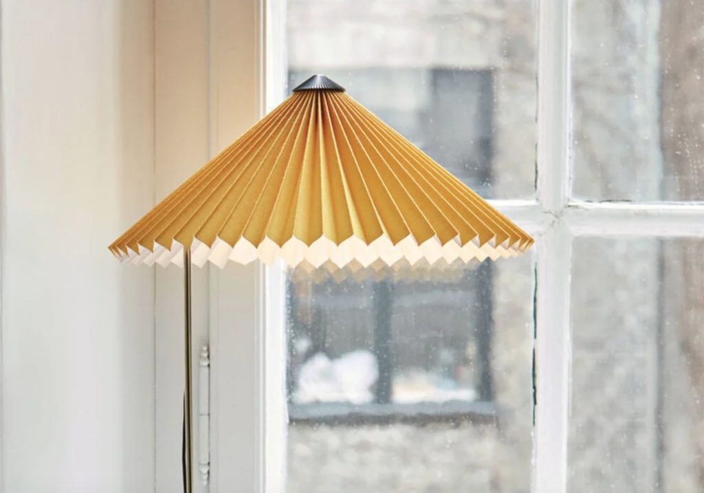Matin yellow table lamp