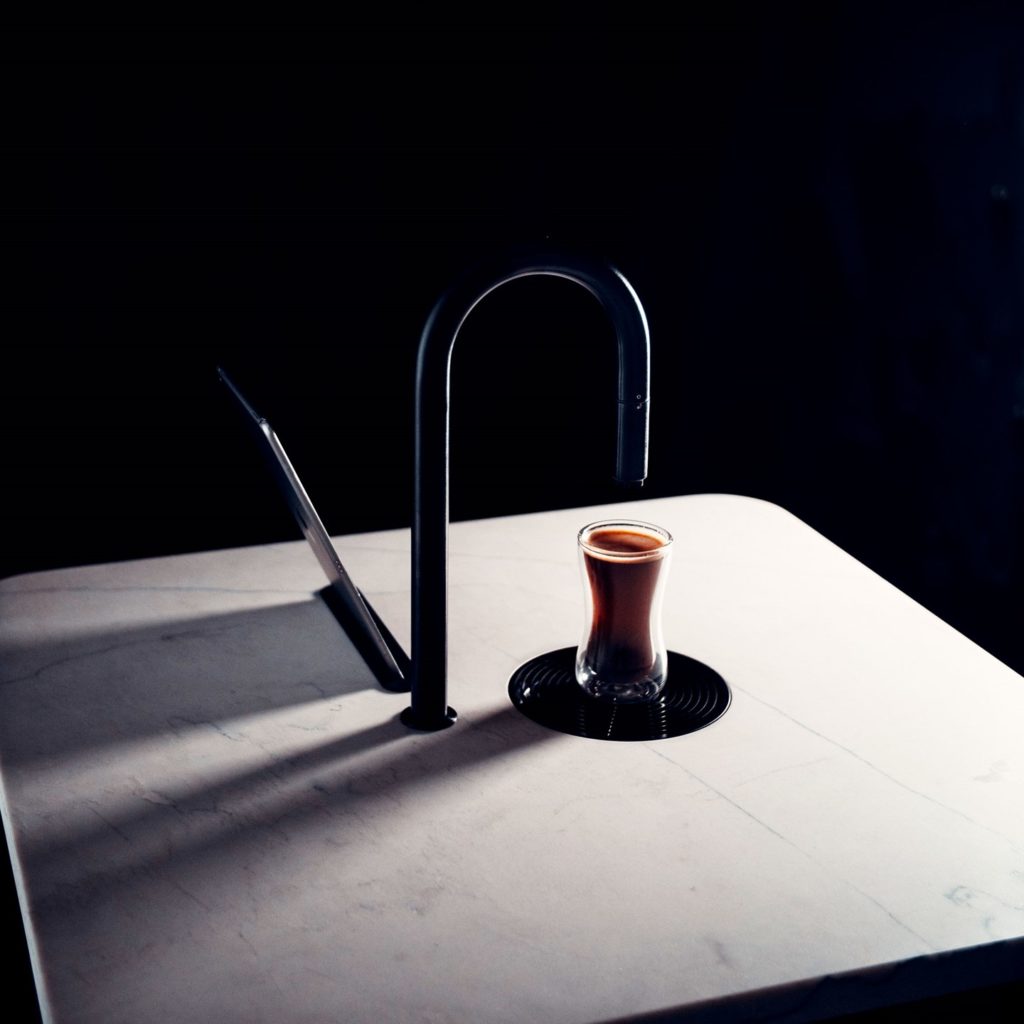 Top Brewer dark with espresso and iPad