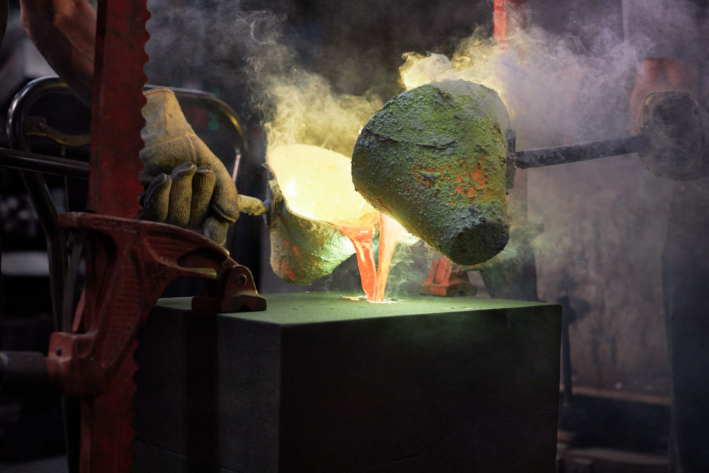 Rock.01 casting brass, pouring into molds