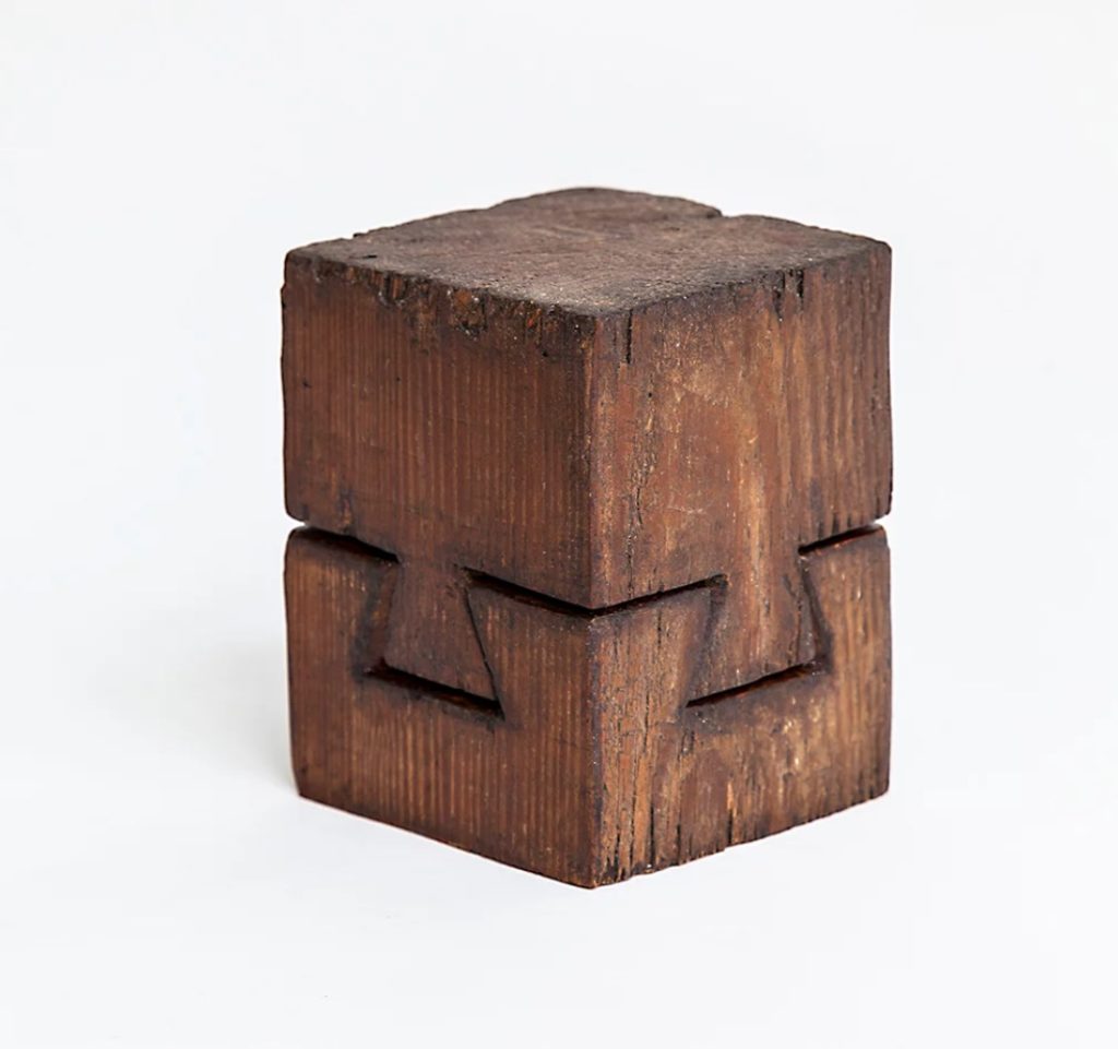 Sabrina Merayo Nuñez joint antique furniture wood joining