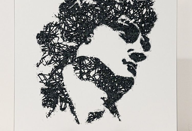 V-Art bust