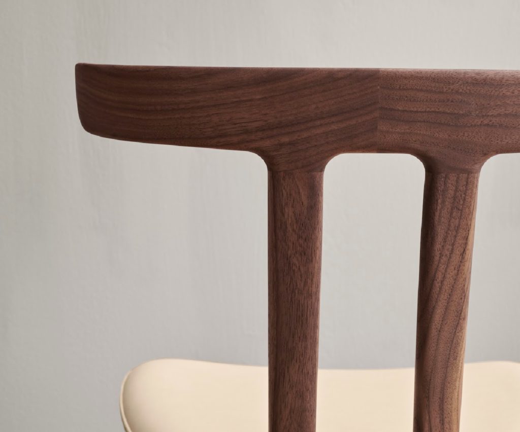 Carl Hansen & Son OW 58 T-Chair back detail