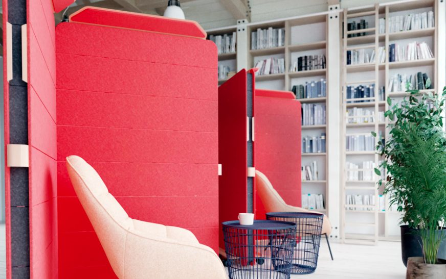 At NeoCon 2022: Cooee Canopy Wall Wins NeoCon Gold