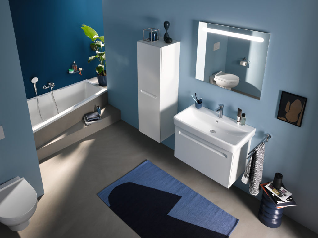 Duravit No. 1 bath ensemble with tub, tall vanity, basin, and mirror