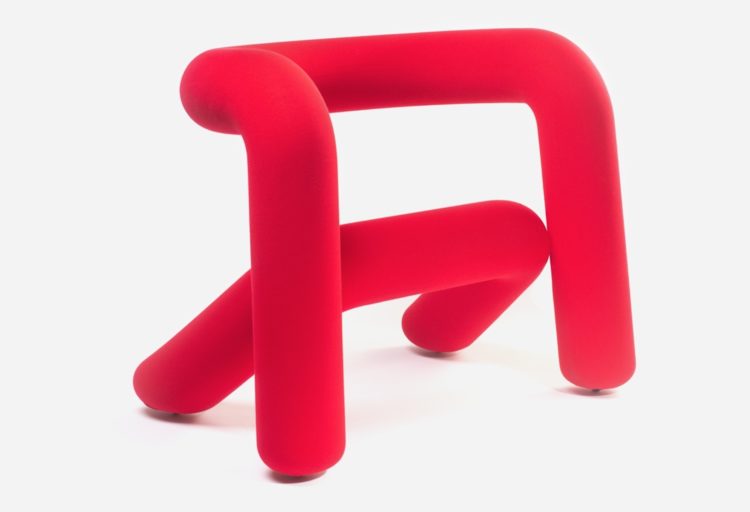 Extra Bold chair in red