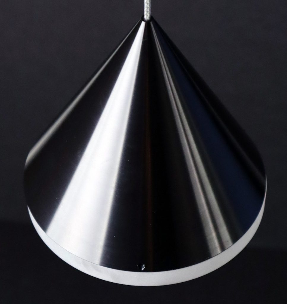 Alto-Flat detail of top of shade, black