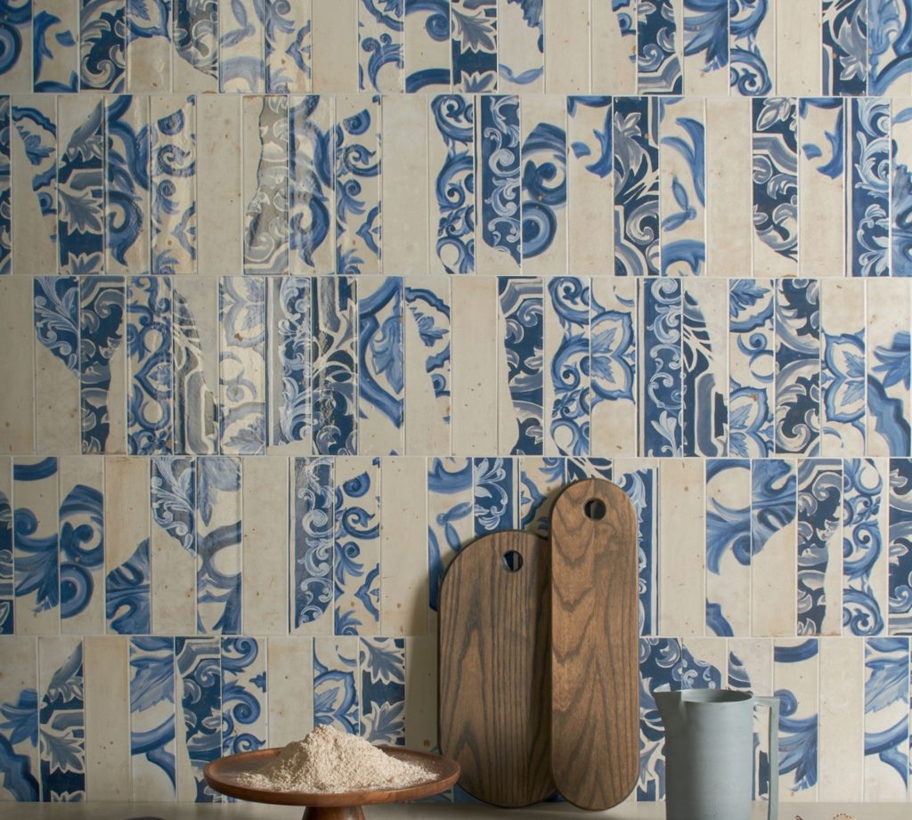 Marca Corona Majolica tiles