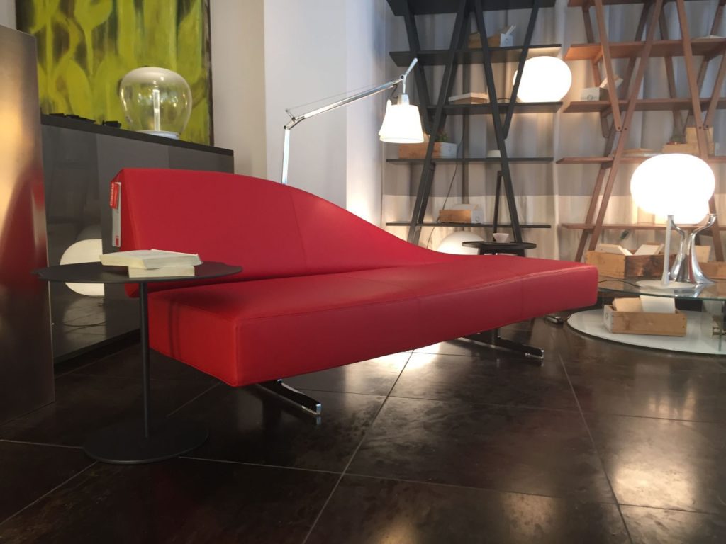 Aspen single in red in fancy loft-like space