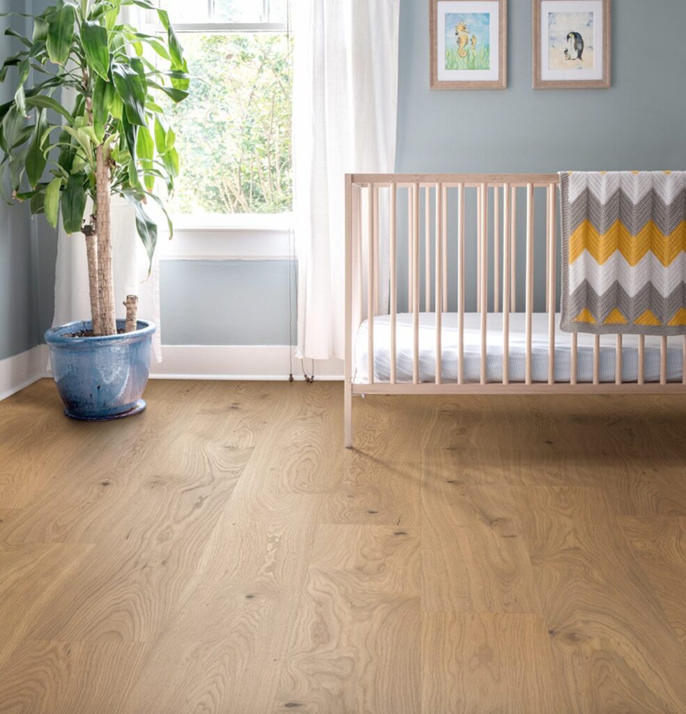 Natural oak Honey floor in baby's room