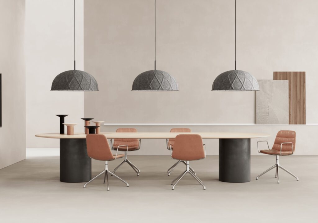 Luxx Box’s Georgina Pendant Elicits a Hush Luxx Box’s Georgina Pendant Elicits a Hush