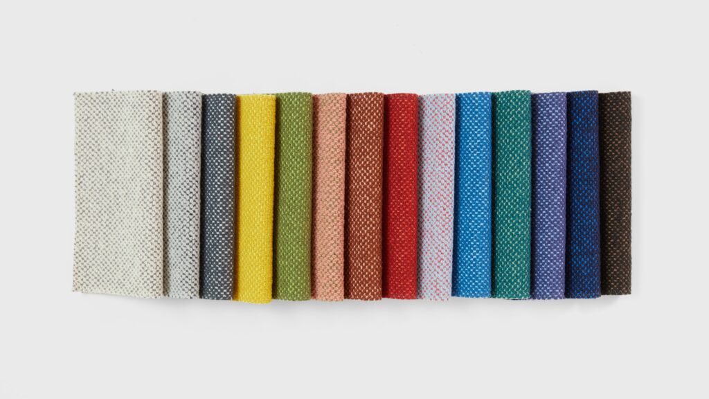 Tête-à-tête swatches, all colors